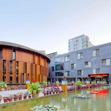 China Community Culture & Art Hotel Qingdao Exteriör bild