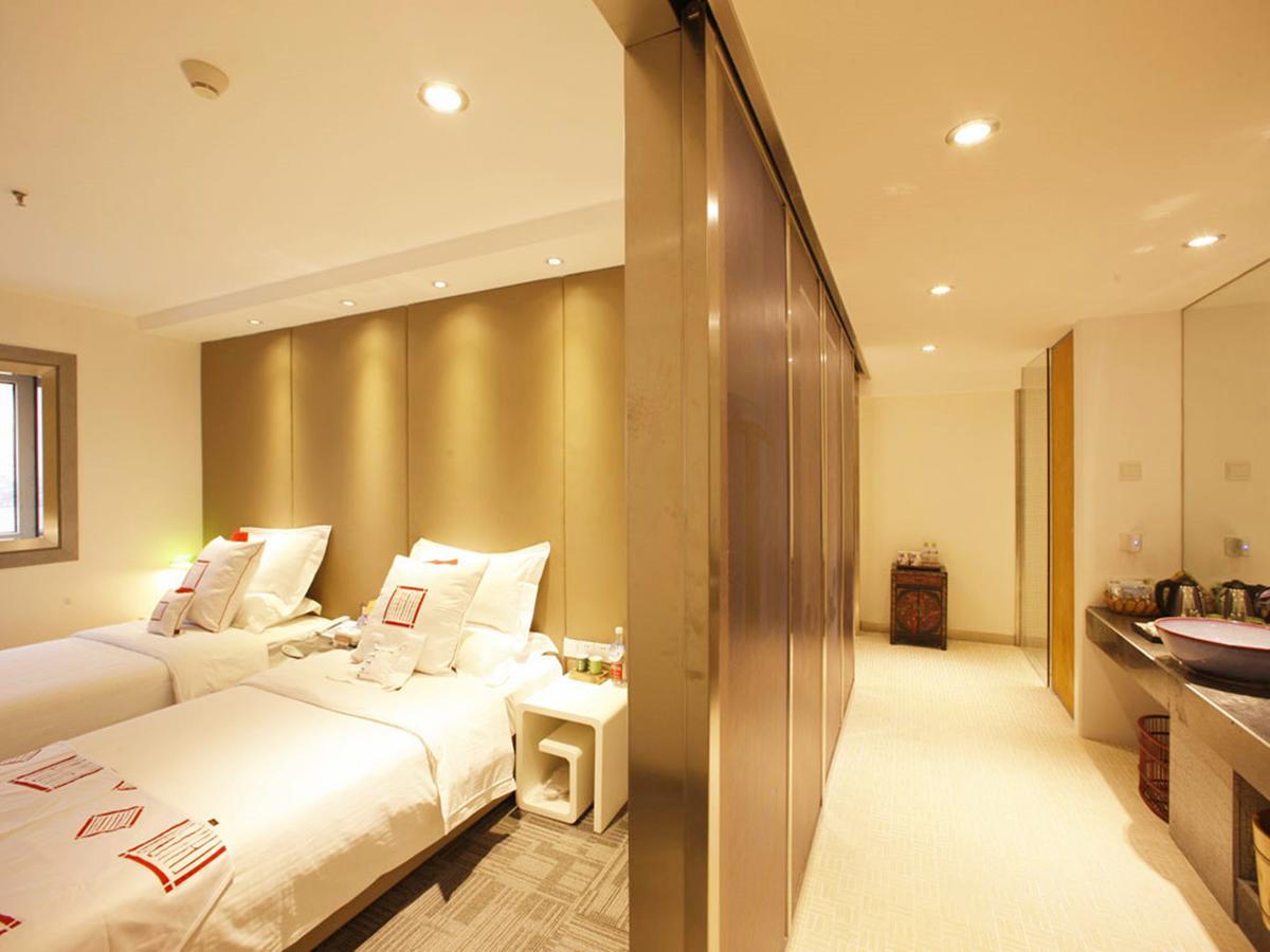 China Community Culture & Art Hotel Qingdao Exteriör bild